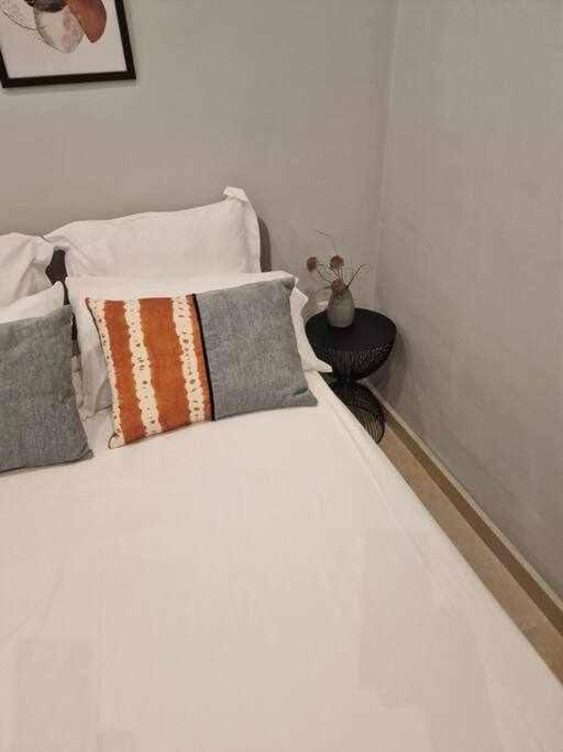 Isg Apartments Estudio En La Alameda Sevilla Bagian luar foto